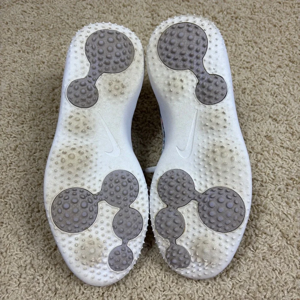Nike Roshe Run Floral Print Running Shoes‎ Women Size 9